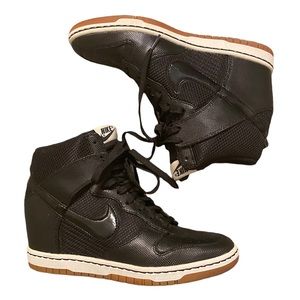 NIKE - Women’s Dunk Sky Hi Wedge Sneakers - Size 9